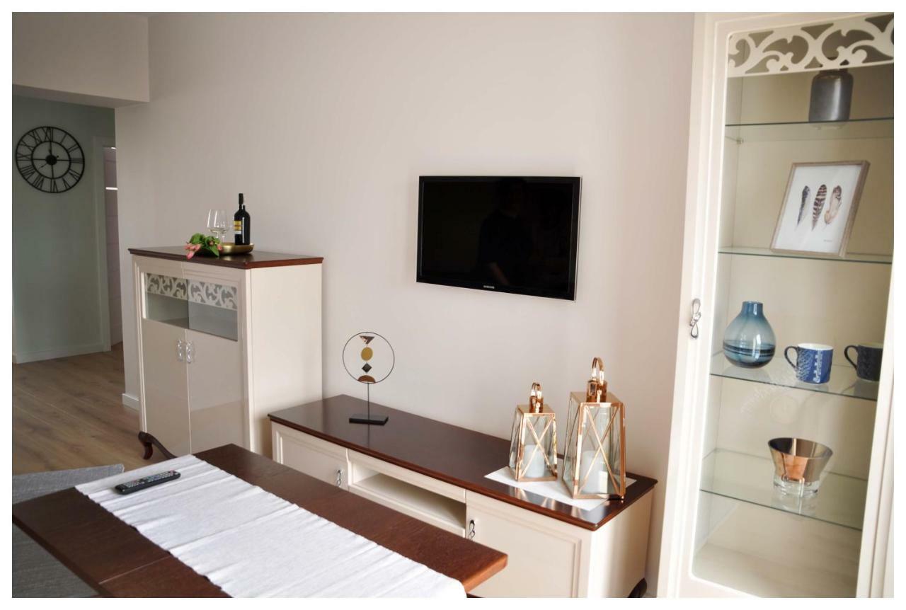 Color 24 Premium Apartamento Stalowa Wola Exterior foto